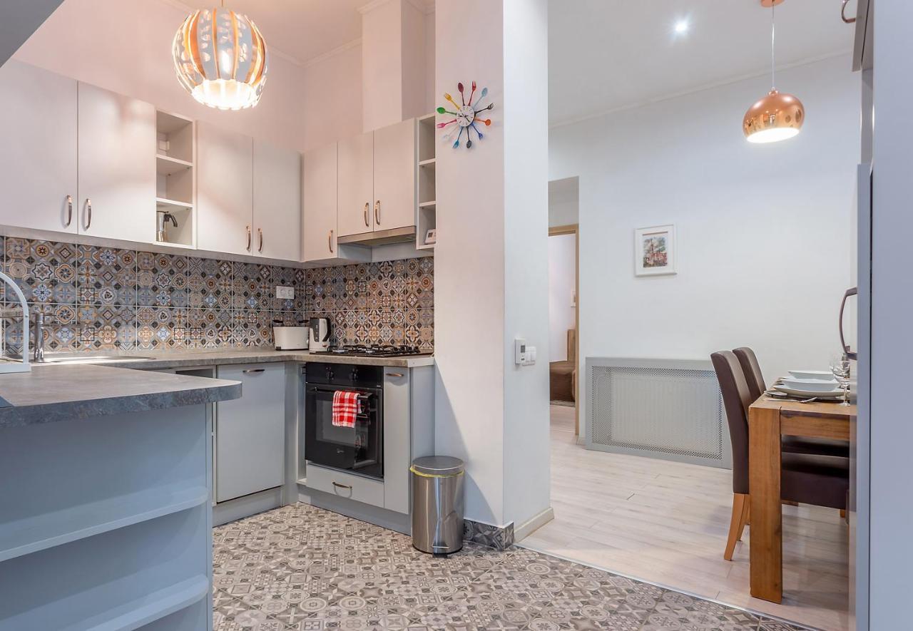 Goldcentral Apartment Dob Budapeşte Dış mekan fotoğraf